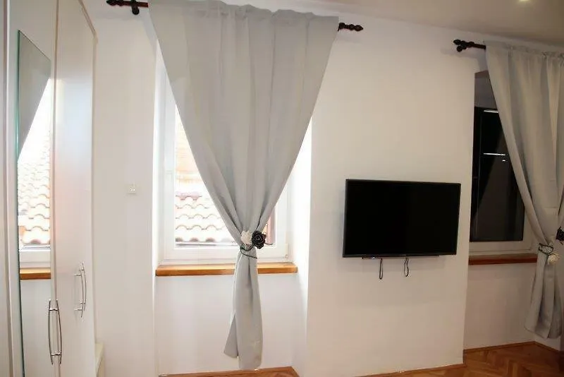 Appartamento Tinino Fiume 0*,